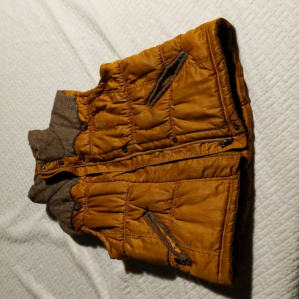 Puffer vest women's size medium